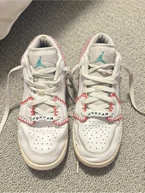 Nike Jordan Girls White Sneakers with Pink Trim and Teal Jumpman Size 6.5Y